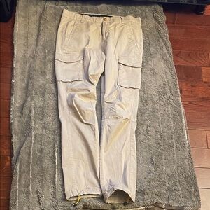 Men's Versatile Cargo Pants - Light Tan